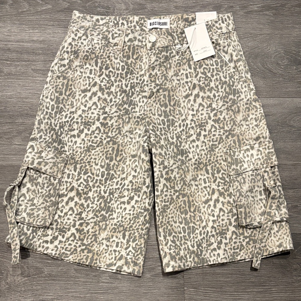 Men's Leopard Print Cargo Shorts - Gray
